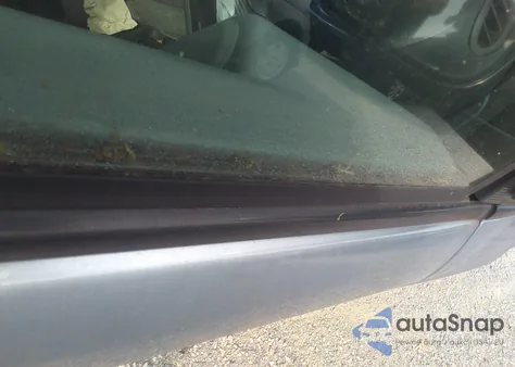 2005 Chrysler Town & Country Touring from USA, damaged, VIN 2C4GP54L35R125163